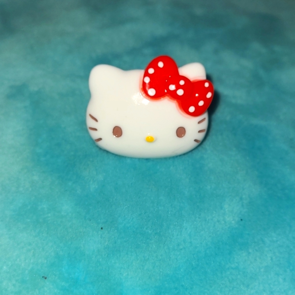 Adjustable Hello Kitty Ring - Picture 6 of 14
